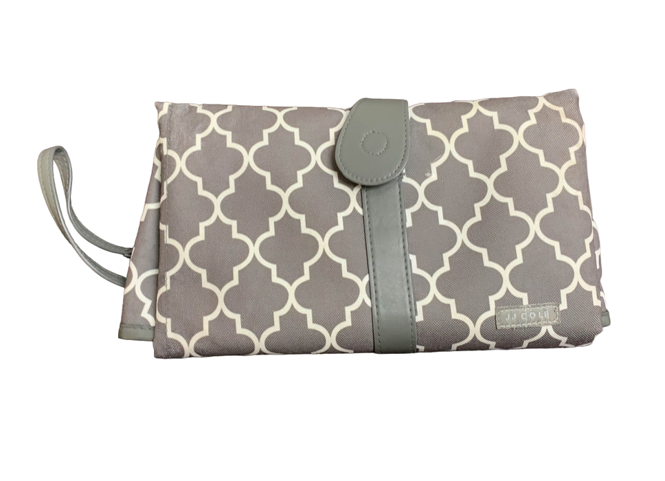 used JJ Cole Changing Clutch