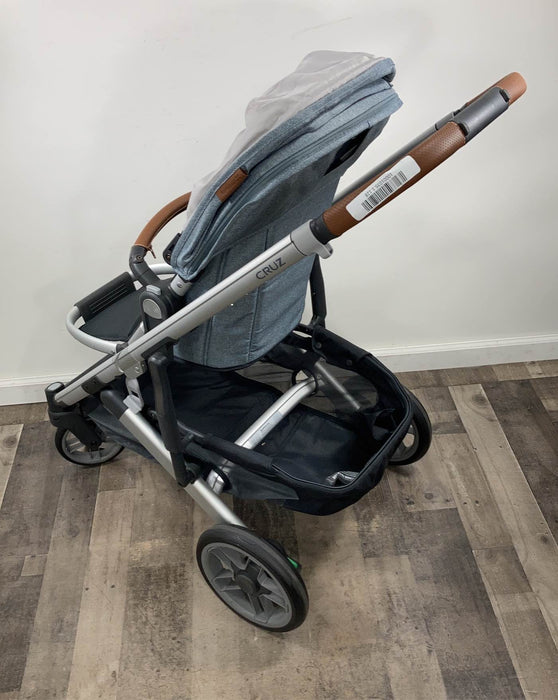 used UPPAbaby CRUZ V2 Stroller