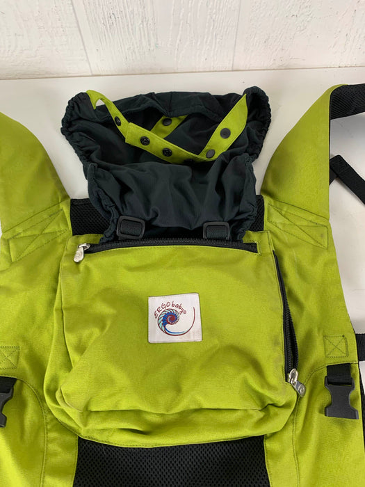 secondhand Ergobaby Ventus Performance Carrier