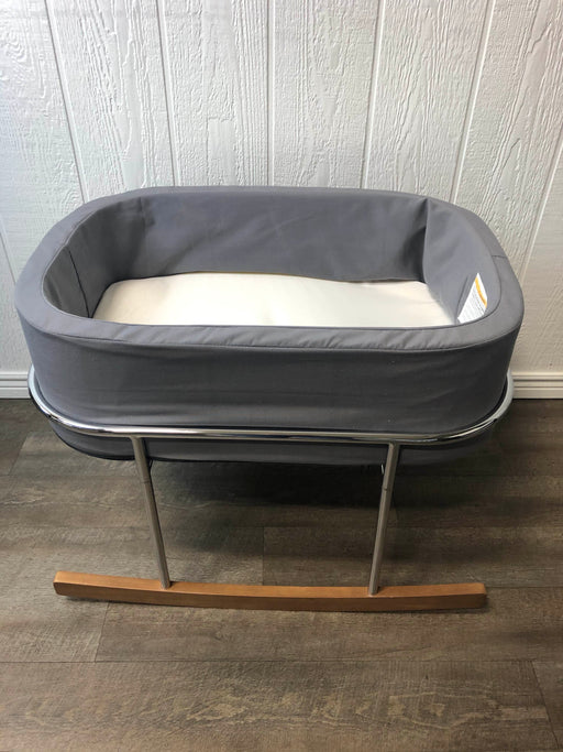 secondhand Wonderfold Baby Bassinet Cradle