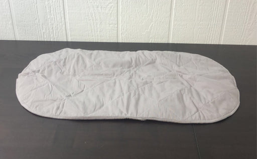 used Ely’s & Co Quilted Bassinet Sheet