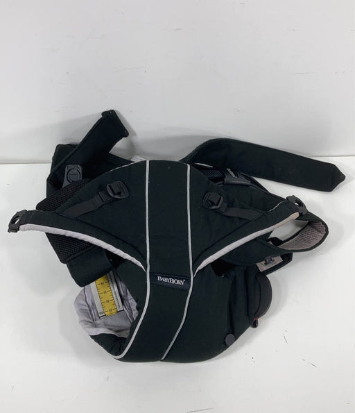 used BabyBjorn Baby Carrier Miracle