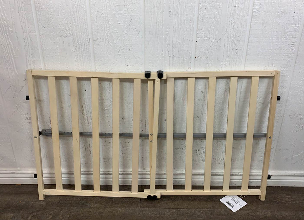 used Regalo Wooden Expandable Safety Gate