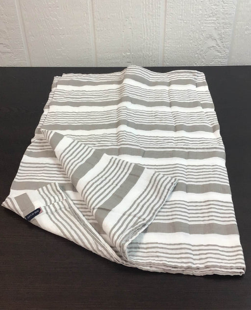 used Bebe Au Lait 2-in-1 Nursing Cover