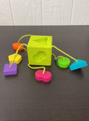used Fat Brain Toys Oombee Cube