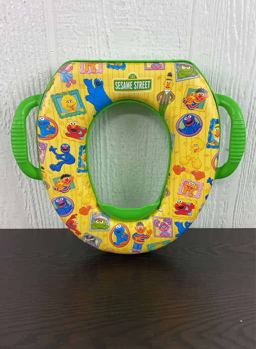 secondhand Sesame Street Deluxe Soft Potty Seat