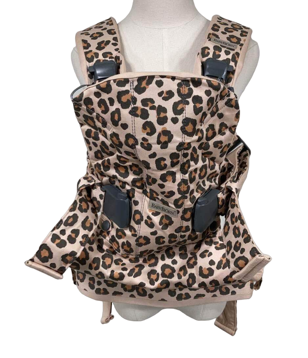 BabyBjorn Baby Carrier One, Beige/Leopard Cotton