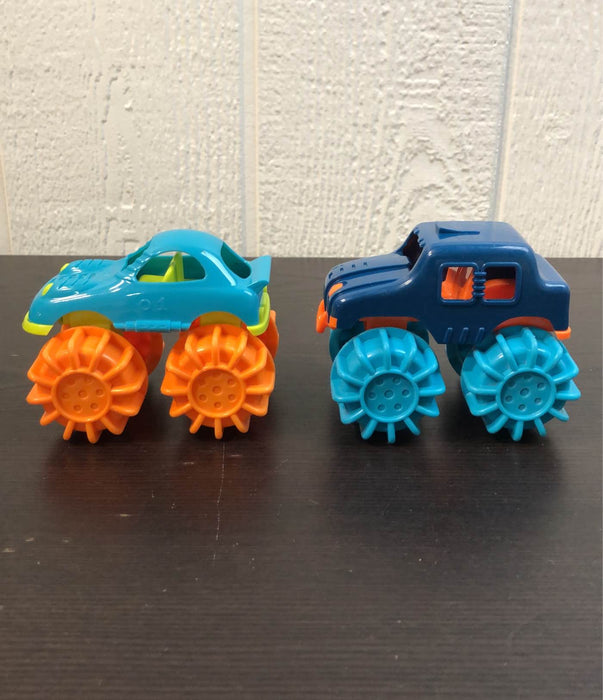 BUNDLE Toy Vehicles, -Battat Monster Trucks