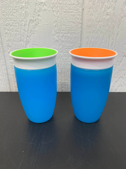 used Munchkin Miracle 360 Sippy Cup Set of Two