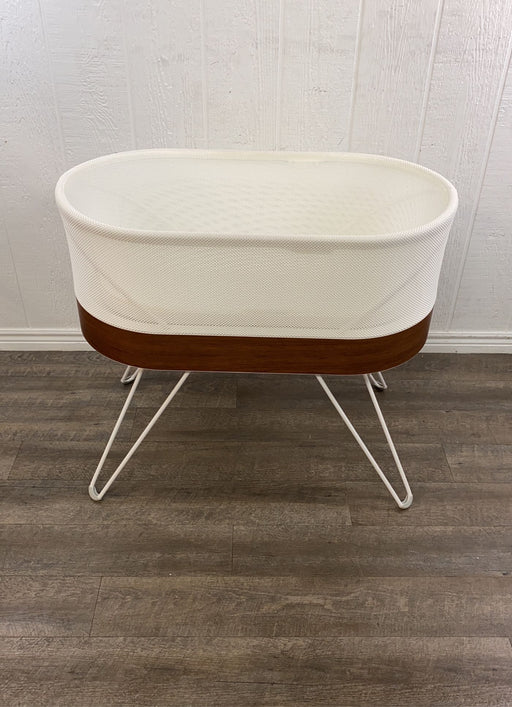 used Happiest Baby SNOO Smart Sleeper