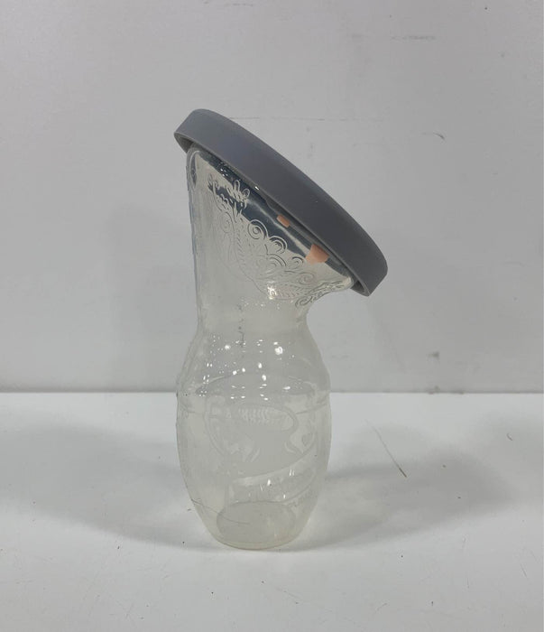 Shop Haakaa Manual Breast Pump at GoodBuy Gear
