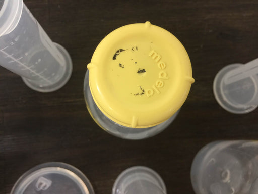 secondhand BUNDLE Medela Bottles