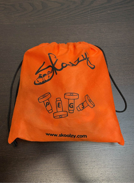 used Skoolzy Jumbo Nuts and Bolts Set