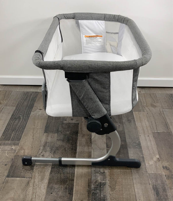 Shop Baby Delight Beside Me Dreamer Bassinet & Bedside Sleeper, Charcoal Tweed at GoodBuy Gear