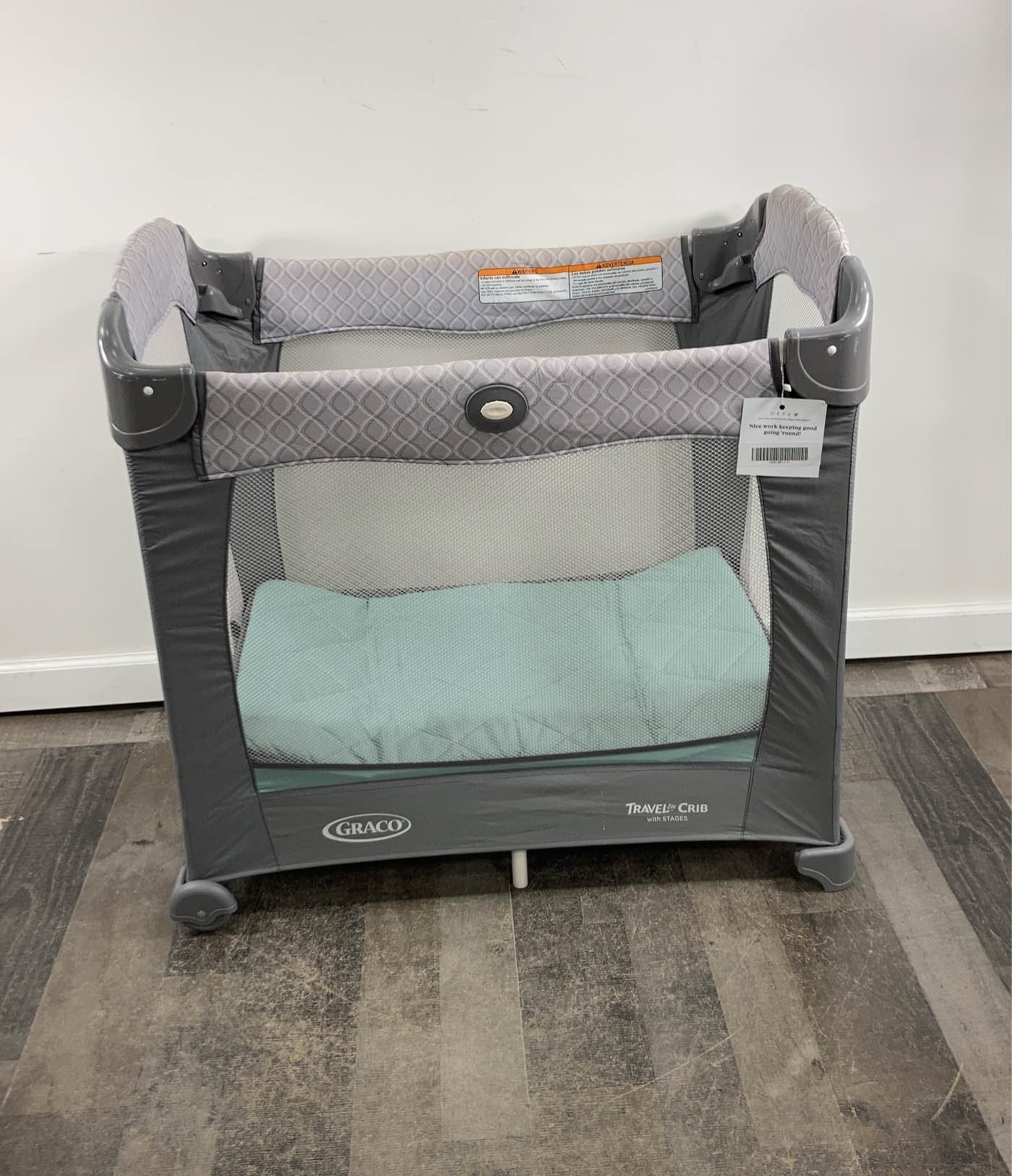 Travel crib with outlet stages