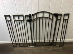used Summer Infant Multi-Use Deco Walk Through Gate