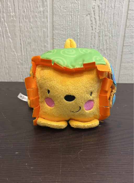 secondhand Fisher Price Discover ‘n Grow Activity Cube