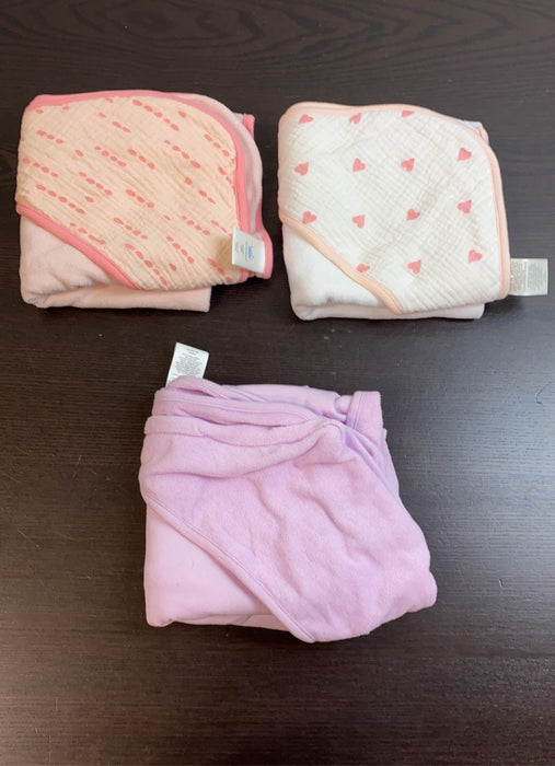 Shop BUNDLE Hooded Towels at GoodBuy Gear