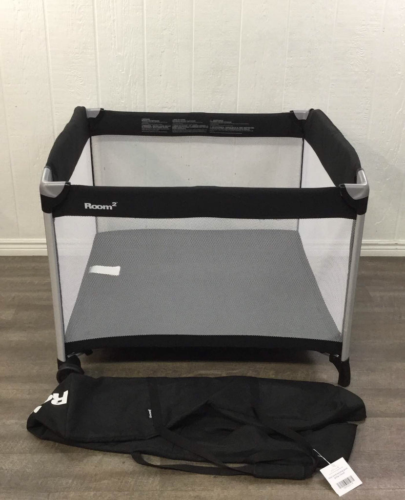 Joovy Room2 Playard, Black