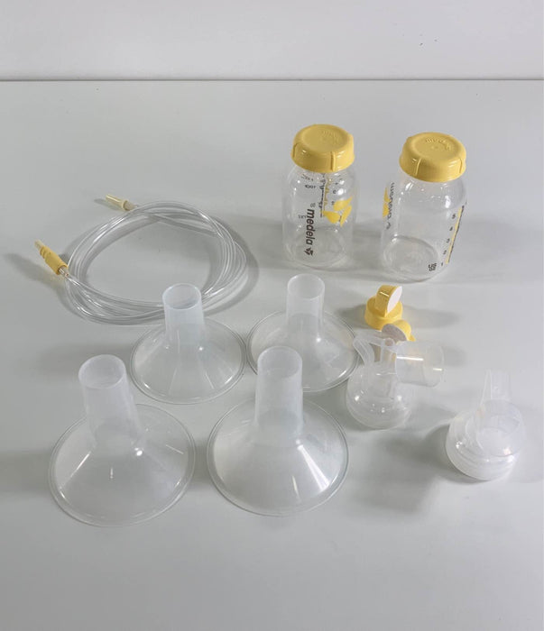 Shop BUNDLE Medela Accessories at GoodBuy Gear