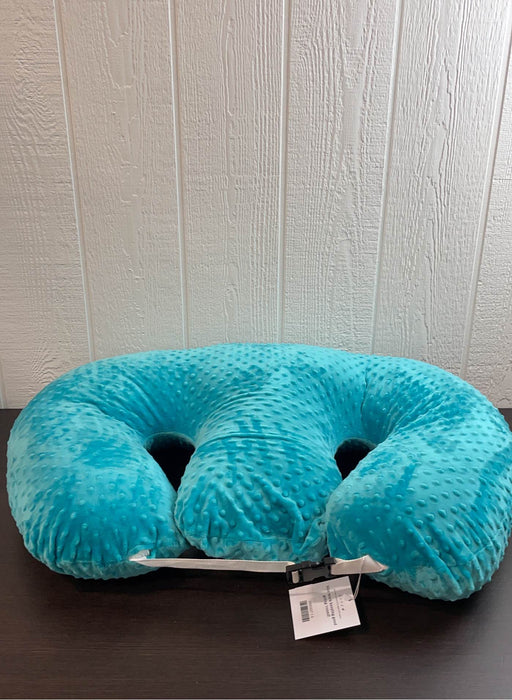 Shop Twin Z Nursing Pillow at GoodBuy Gear