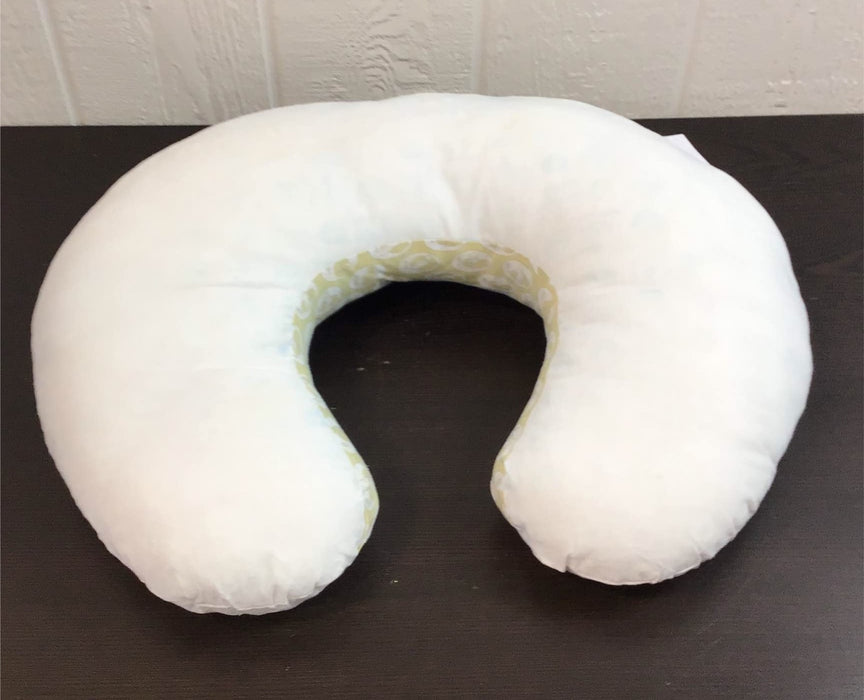 Shop Boppy Luxe Feeding and Infant Support Pillow, Chevron at GoodBuy Gear