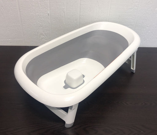 secondhand OXO Tot Splash & Store Baby Bathtub