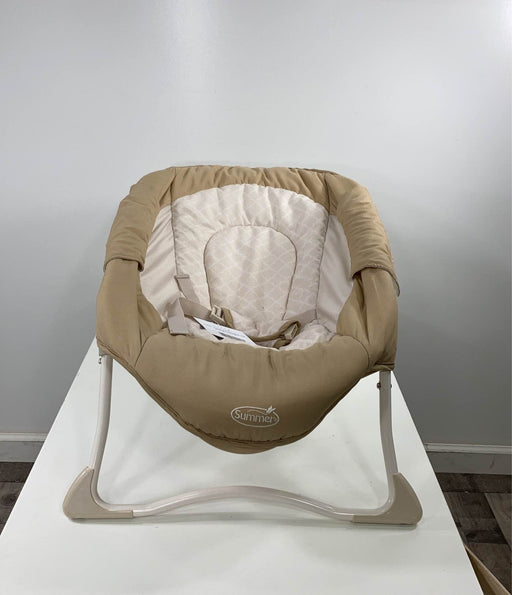secondhand Summer Infant Resting Up Vibrating Bouncer