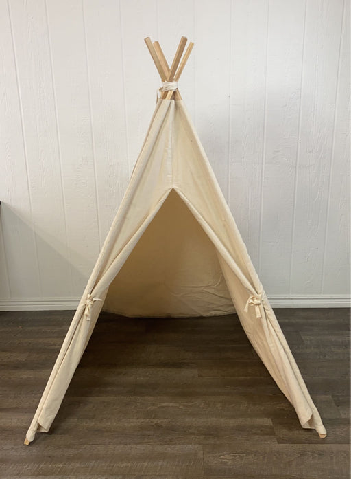 used Crate & Kids Teepee