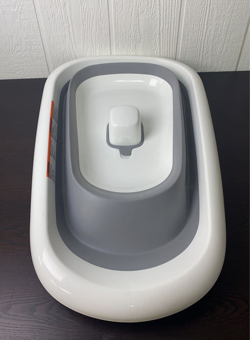 secondhand OXO Tot Splash & Store Baby Bathtub