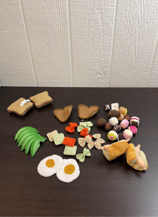 used BUNDLE Play Food