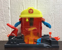 used Hot Wheels Super Fire House Rescue City Toxic Creatures