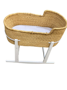 Shop Design Dua Natural Bilia Bassinet With Rocking Stand at GoodBuy Gear