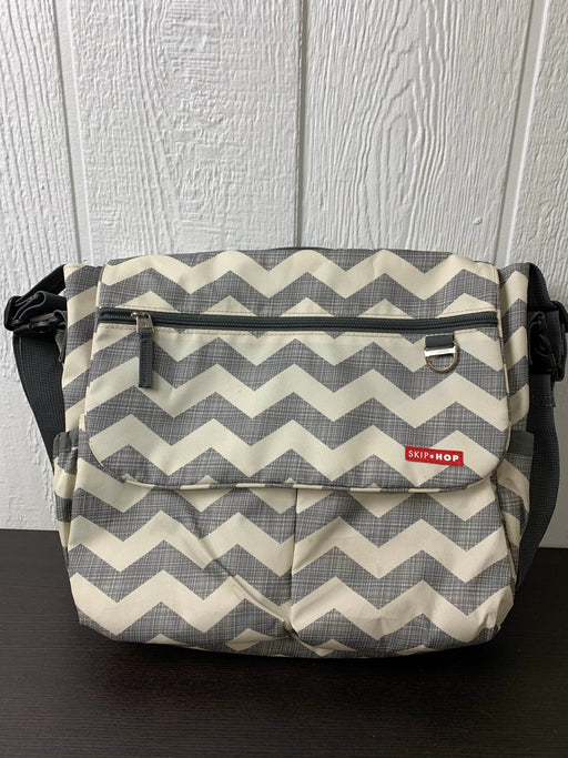 used Skip Hop Dash Diaper Bag