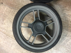 secondhand UPPAbaby CRUZ Wheel Replacement