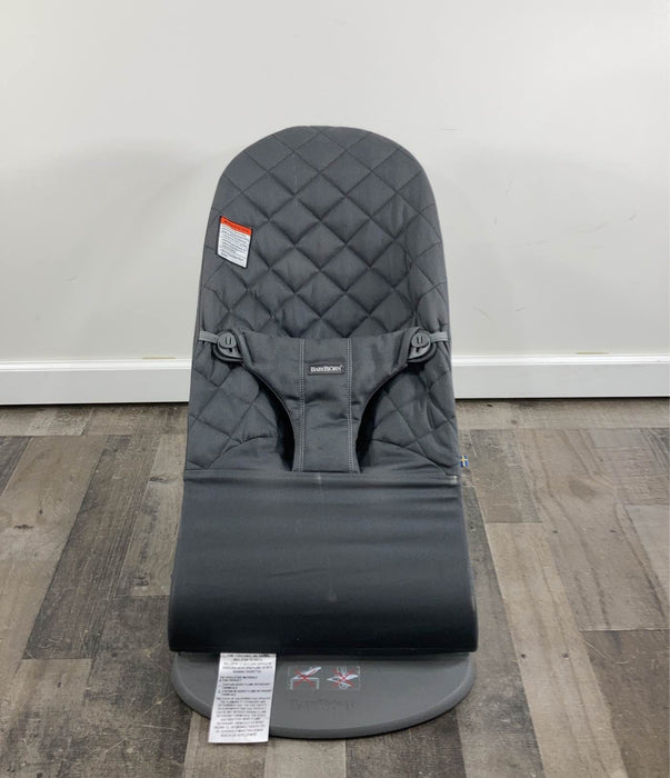 secondhand BabyBjorn Bouncer Bliss, Dark Gray Frame, Anthracite Cotton Classic Quilt