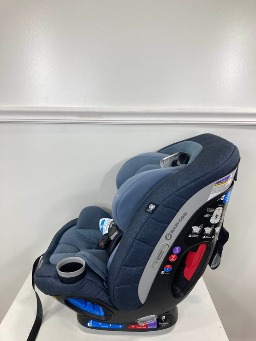 secondhand Maxi-Cosi Magellan XP All-in-One Convertible Car Seat, Nomad Blue, 2020