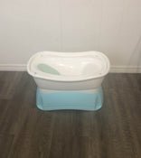 used Summer Infant Comfort Height Bath Center With Step Stool