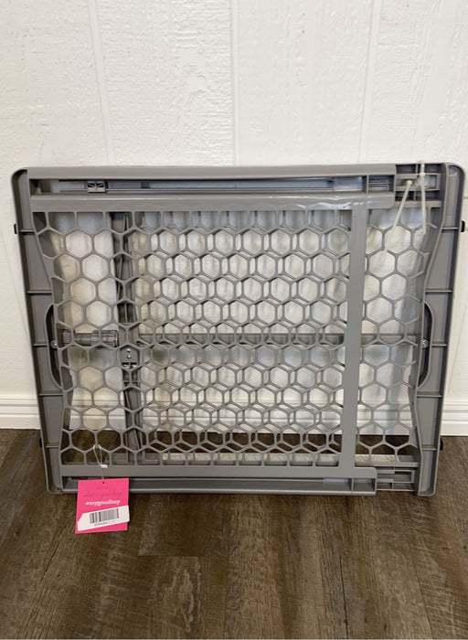 used Regalo Plastic Expandable Safety Gate