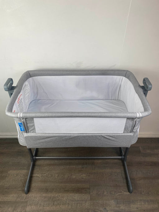 used Milliard Bedside Bassinet Side Sleeper/Portable Infant Crib