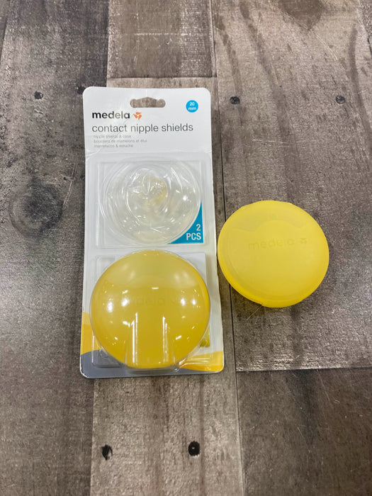 Shop Medela Contact Nipple Shields and Case, 20mm at GoodBuy Gear