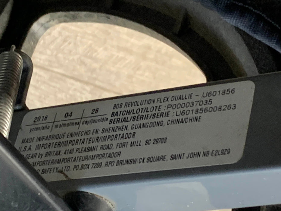 Shop BOB Revolution Duallie Stroller, 2016, Black, Flex at GoodBuy Gear