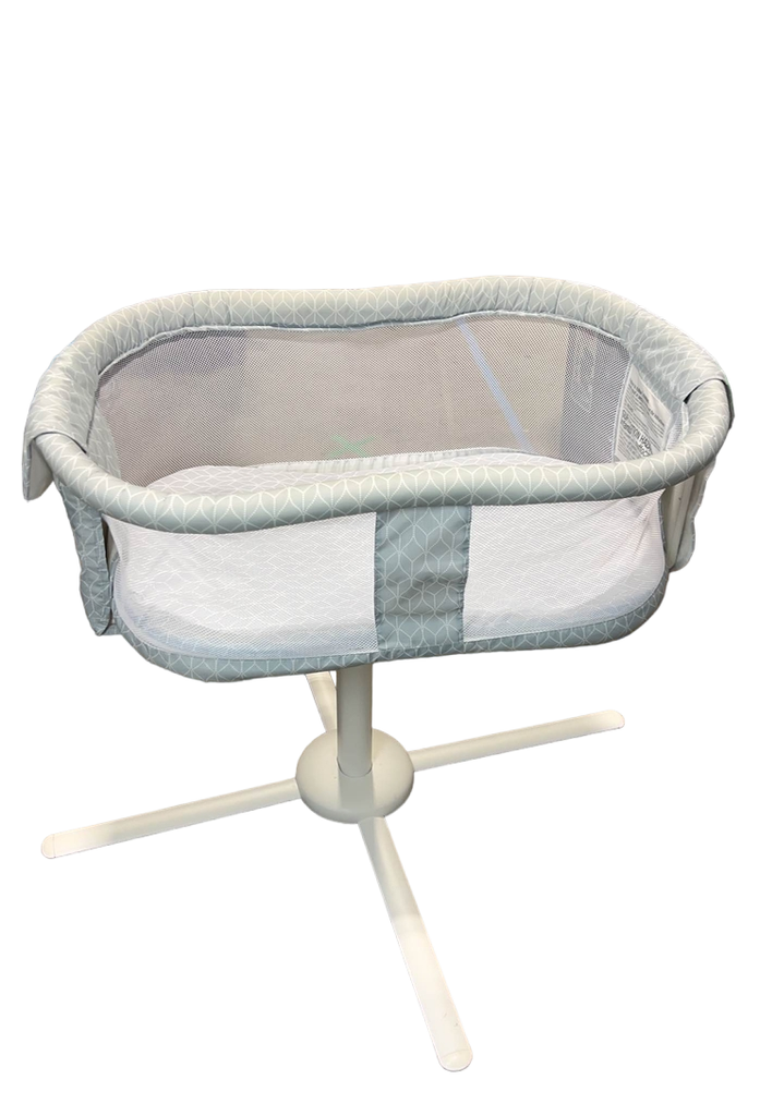 Halo BassiNest Swivel Sleeper Essentia Series