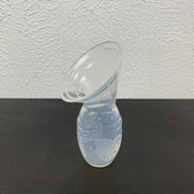 Shop Haakaa Manual Breast Pump at GoodBuy Gear