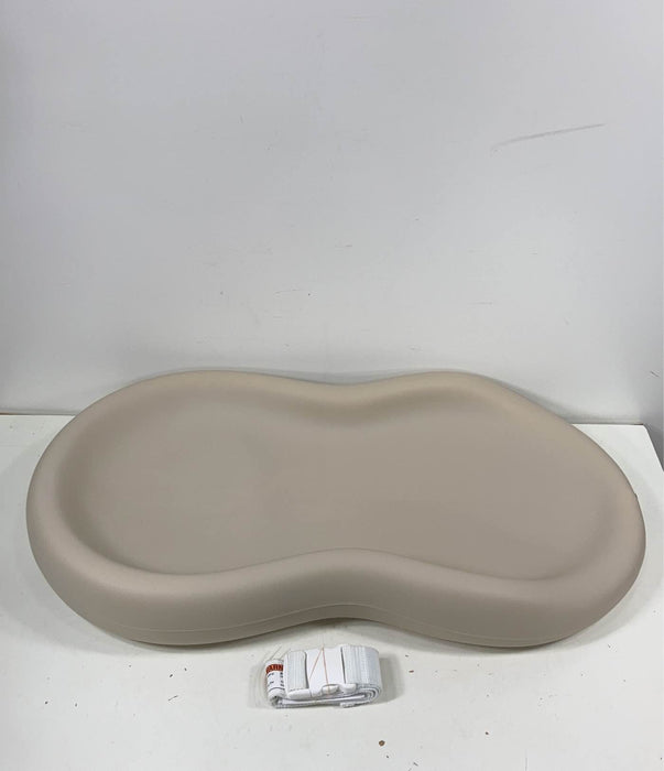 Shop Keekaroo Peanut Changing Pad, Vanilla at GoodBuy Gear