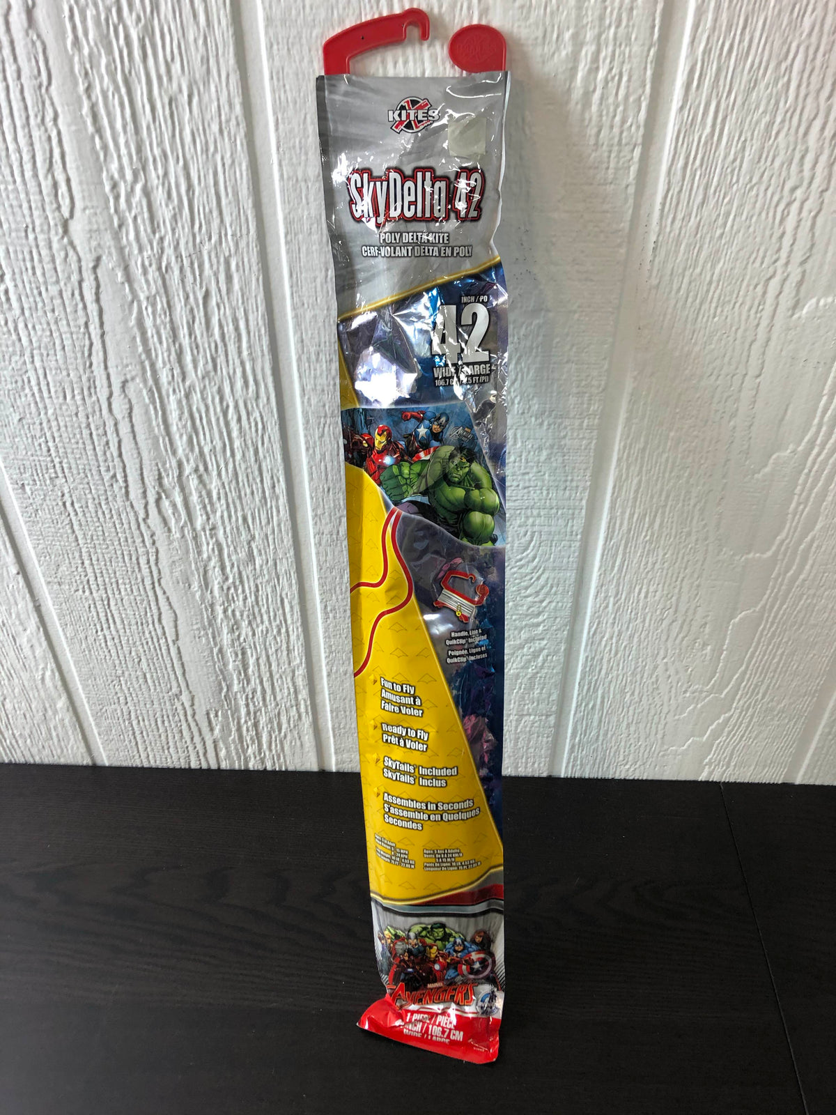 Sky Delta 42” Kite, Marvel — GoodBuy Gear