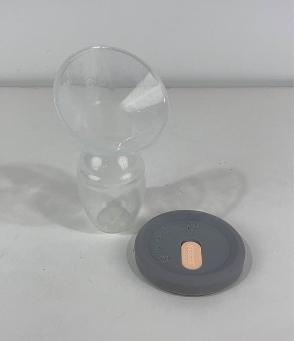 Shop Haakaa Gen 2 Silicone Breast Pump at GoodBuy Gear