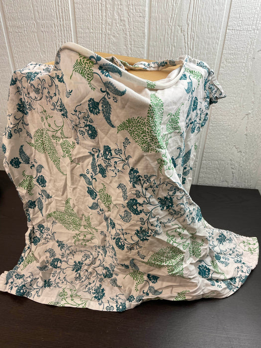 Shop Bebe Au Lait Premium Cotton Nursing Cover at GoodBuy Gear