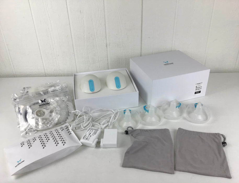 used Willow Wearable Breast Pump, With Storage Milk Bags