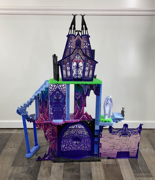 secondhand Mattel Monster High Freaky Fusion Catacombs Playset